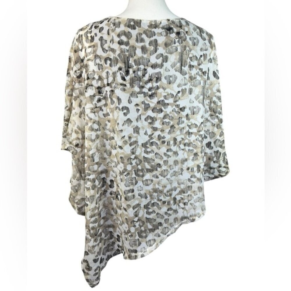 Chico’s Chiffon Asymmetrical Top Sheer Layer Sheath Animal Print Neutral Sz 0 Sm - Picture 2 of 16